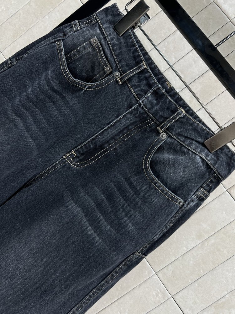 Джинсы женские фото 2