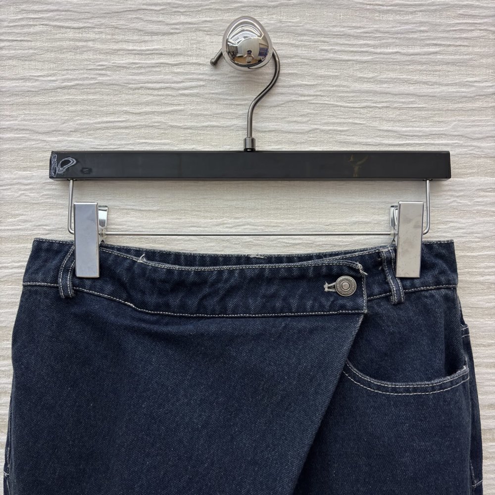 Джинсы женские фото 2