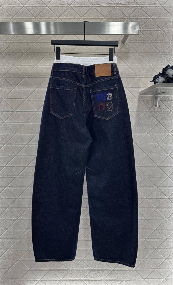 Джинсы женские фото 2