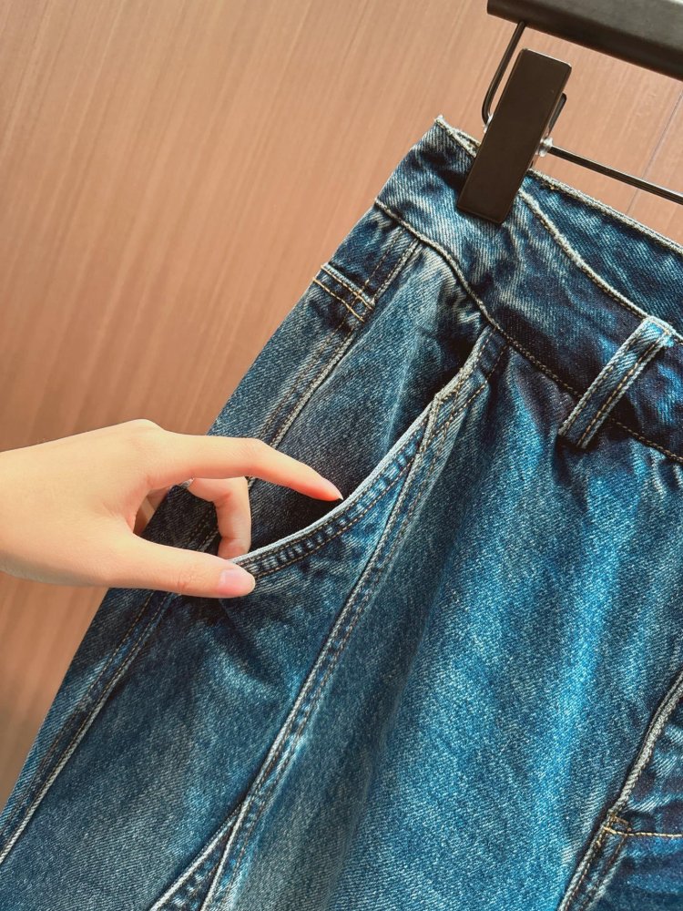 Джинсы женские фото 2