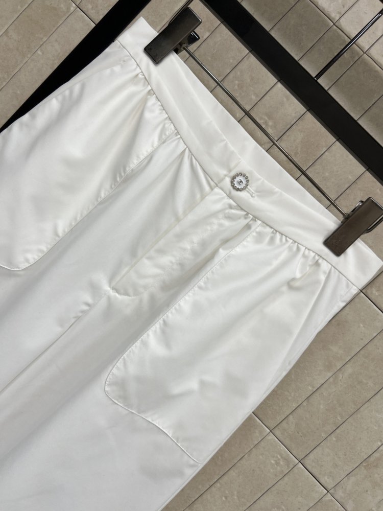 Джинсы женские фото 2