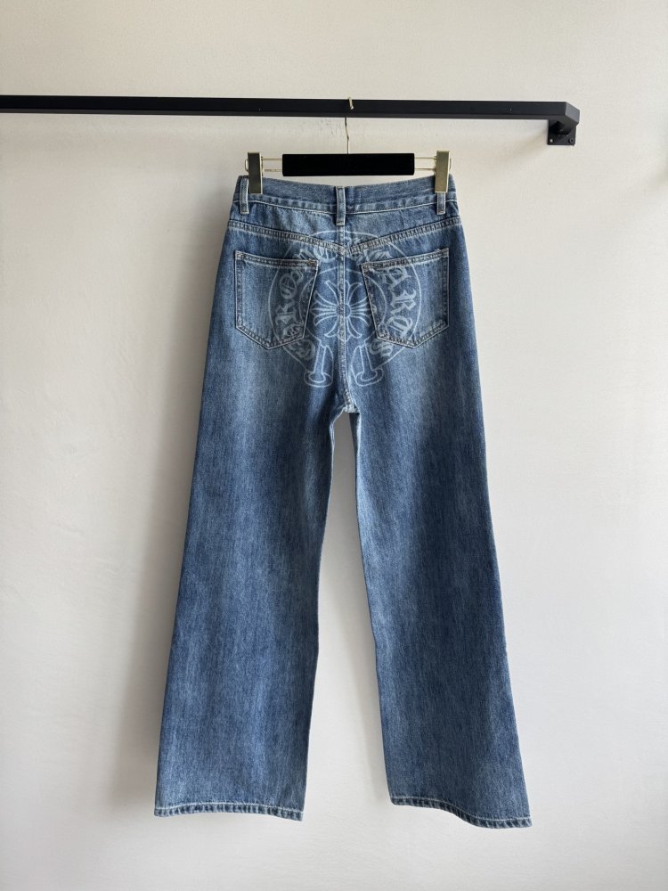 Джинсы женские фото 2