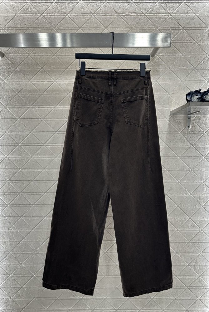 Джинсы женские фото 2