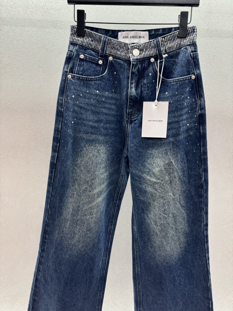 Джинсы женские фото 2