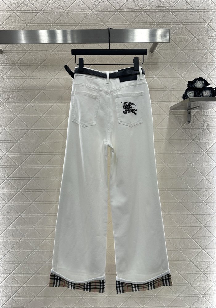 Джинсы женские фото 2