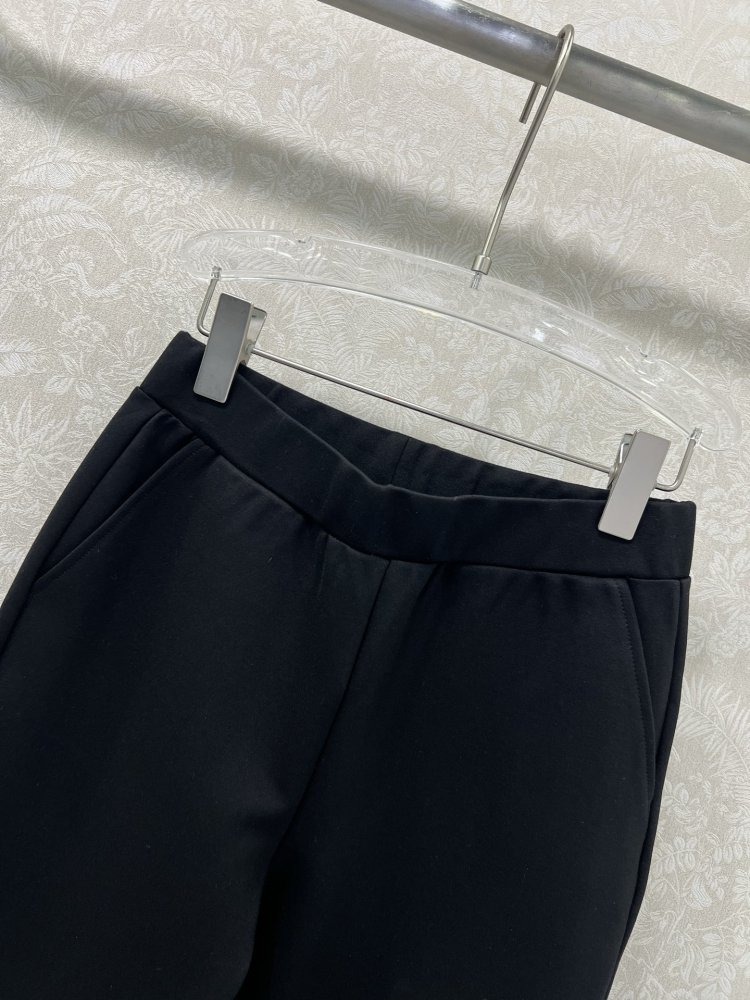 Джинсы женские фото 2