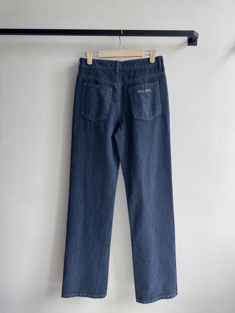 Джинсы женские фото 2