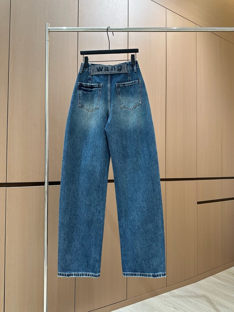 Джинсы женские фото 2