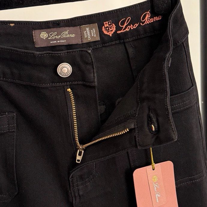 Джинсы женские фото 2