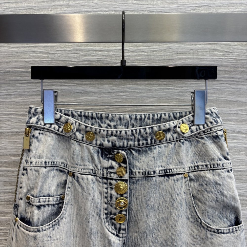 Джинсы женские фото 2