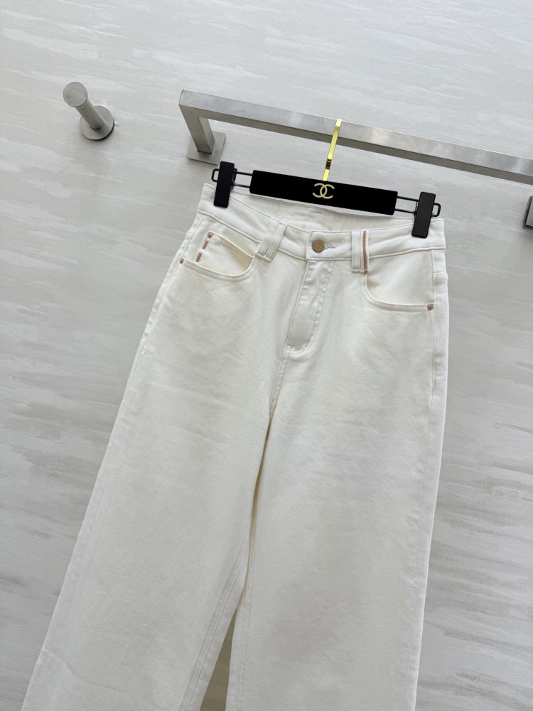 Джинсы женские фото 2