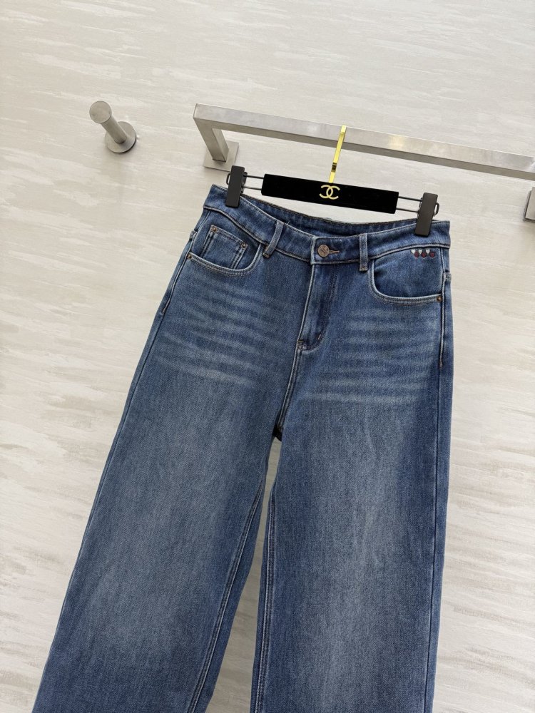 Джинсы женские фото 2