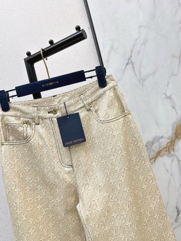 Джинсы женские фото 2