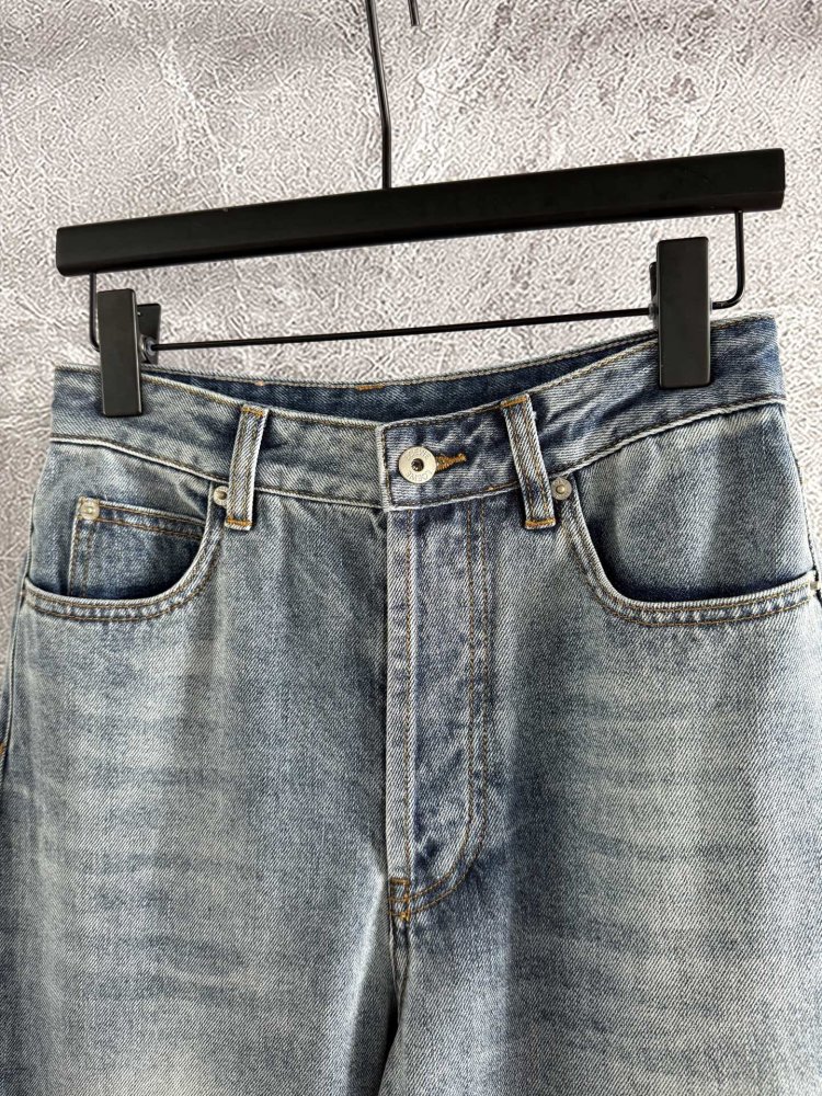 Jeans women's фото 2