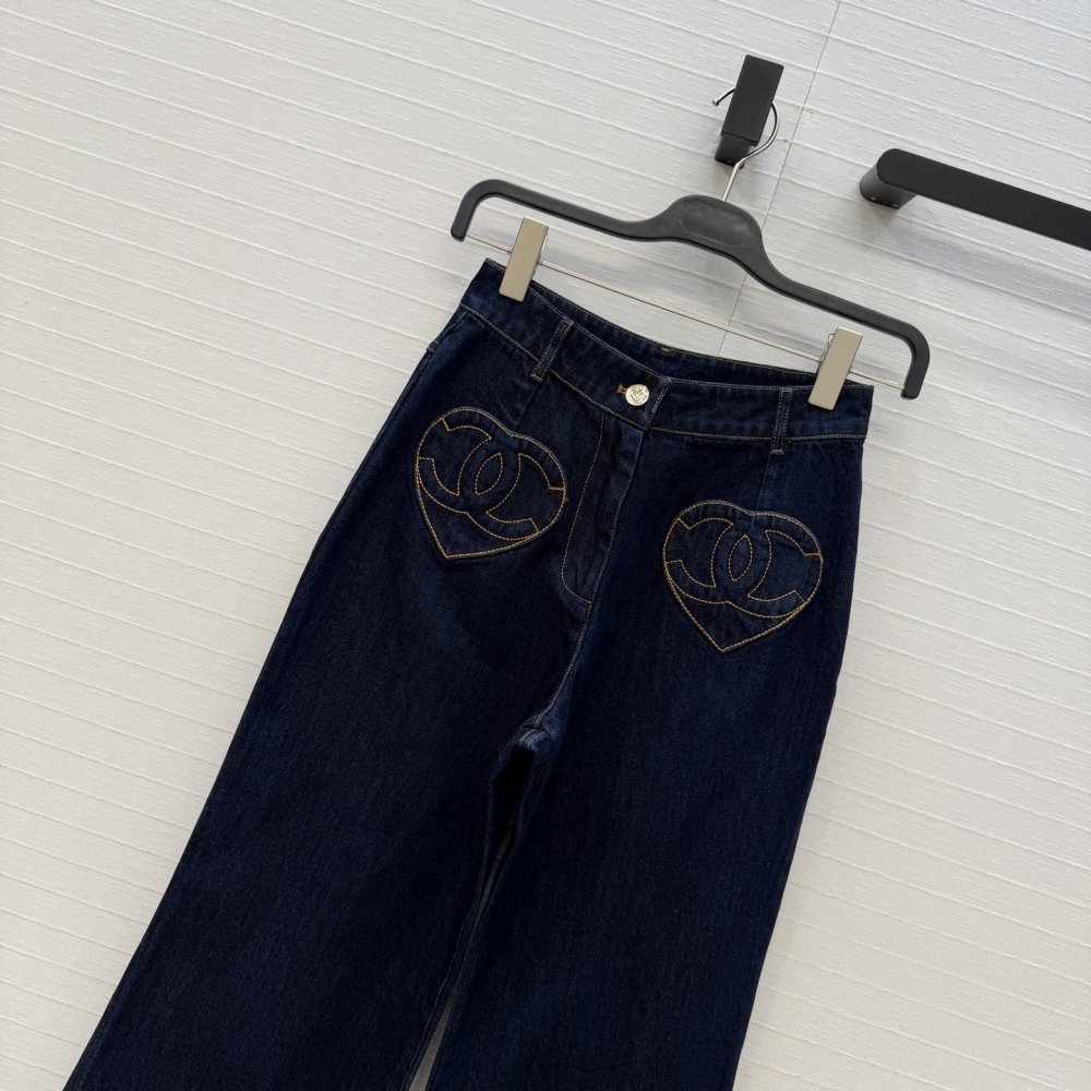 Джинсы женские фото 2