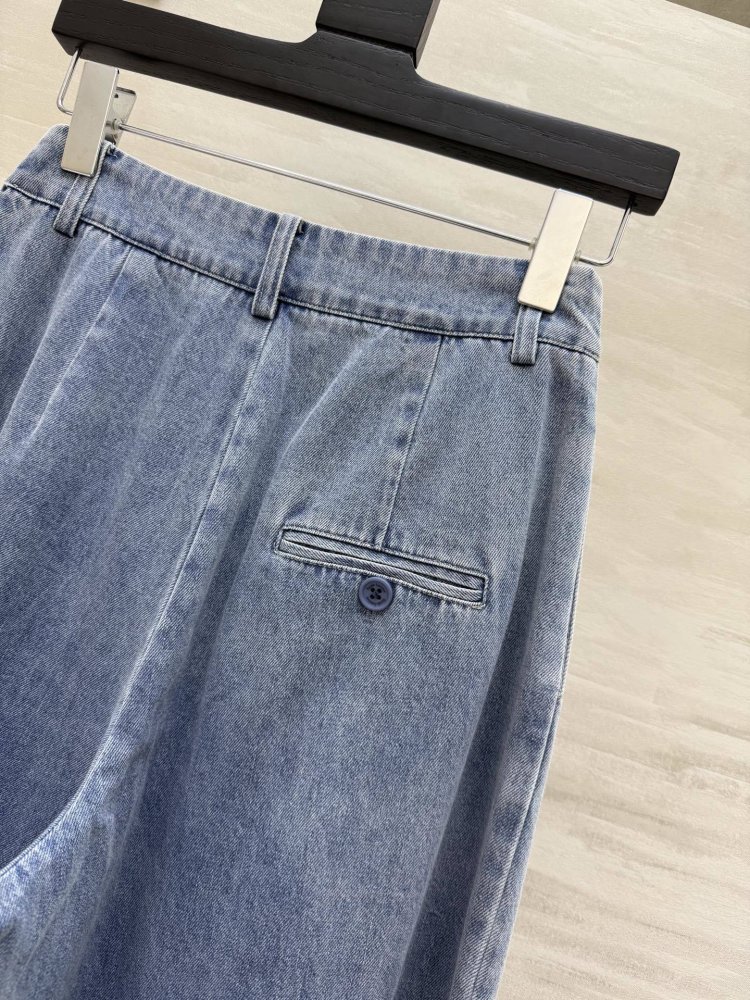 Джинсы женские фото 3