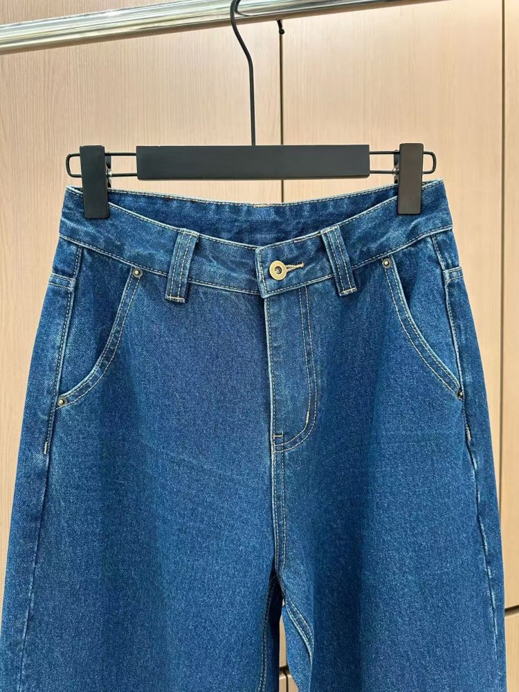 Джинсы женские фото 3