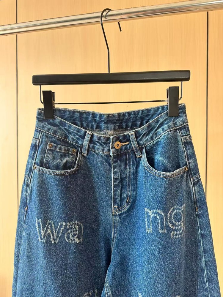 Джинсы женские фото 3