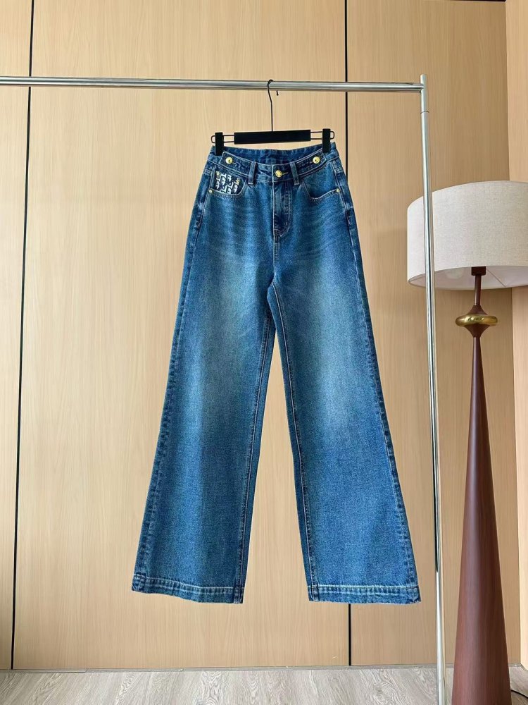 Джинсы женские фото 3