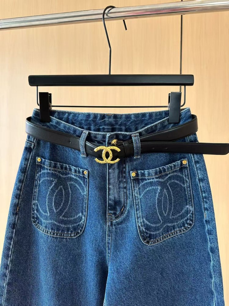 Джинсы женские фото 3