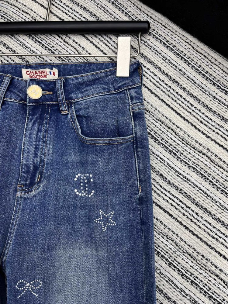 Джинсы женские фото 3