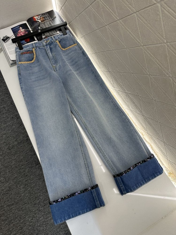 Джинсы женские фото 3