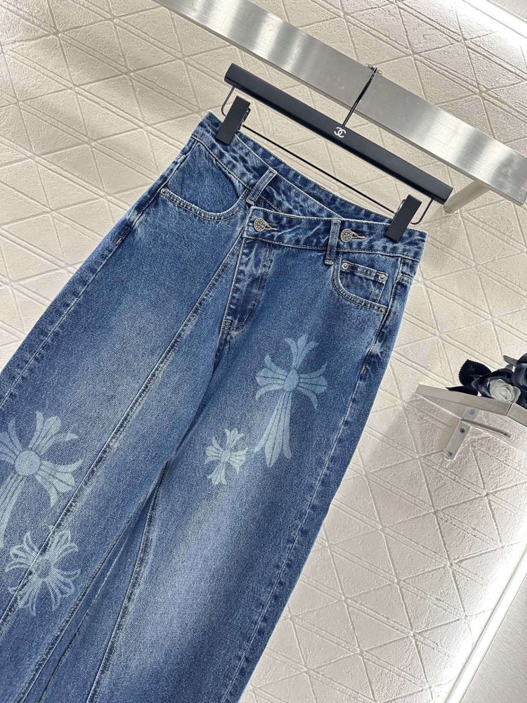 Джинсы женские фото 3