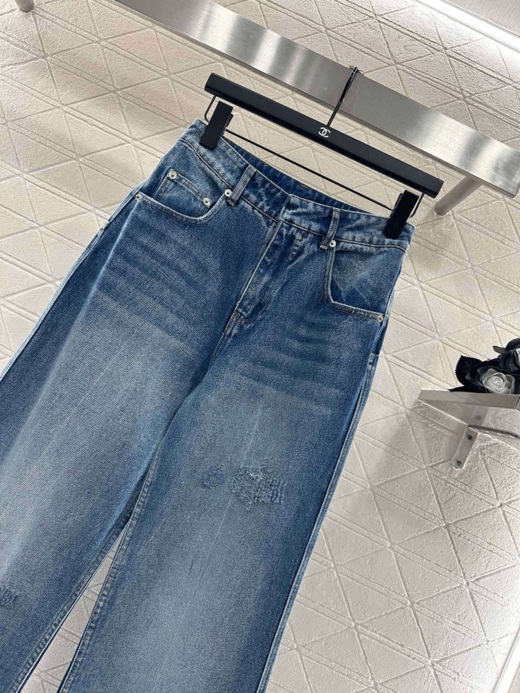 Джинсы женские фото 3