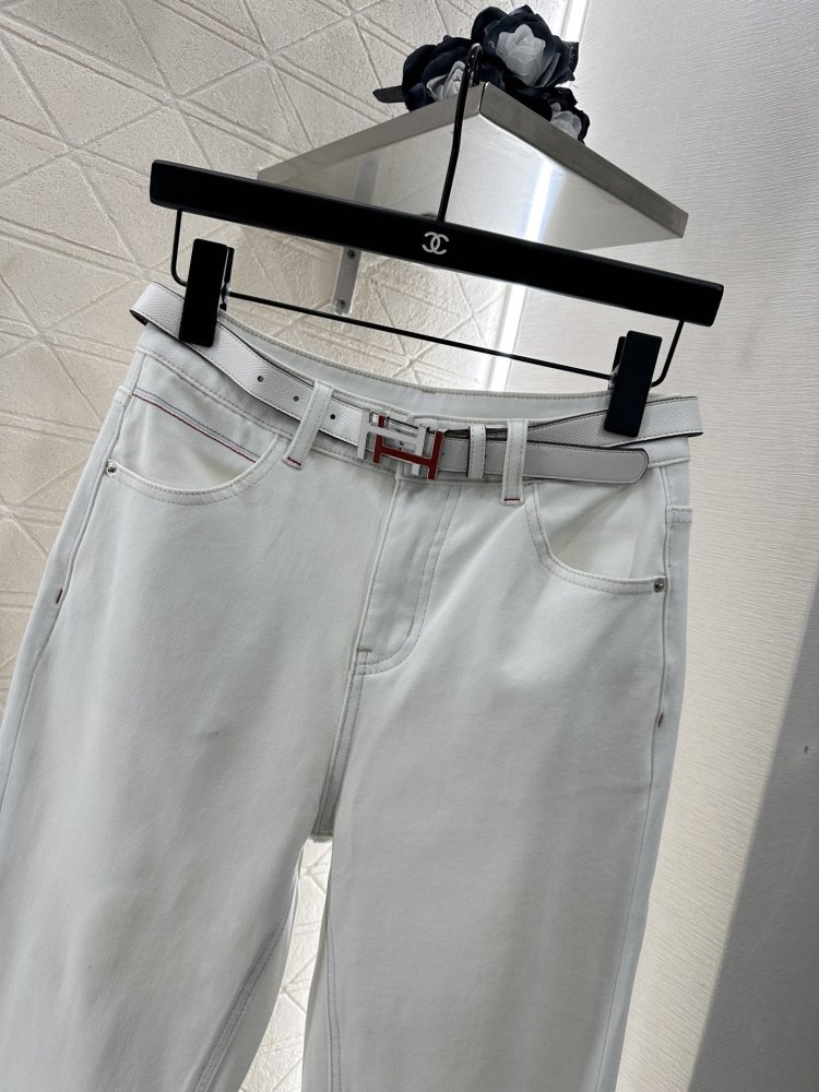 Джинсы женские фото 3