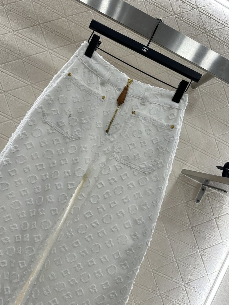 Джинсы женские фото 3