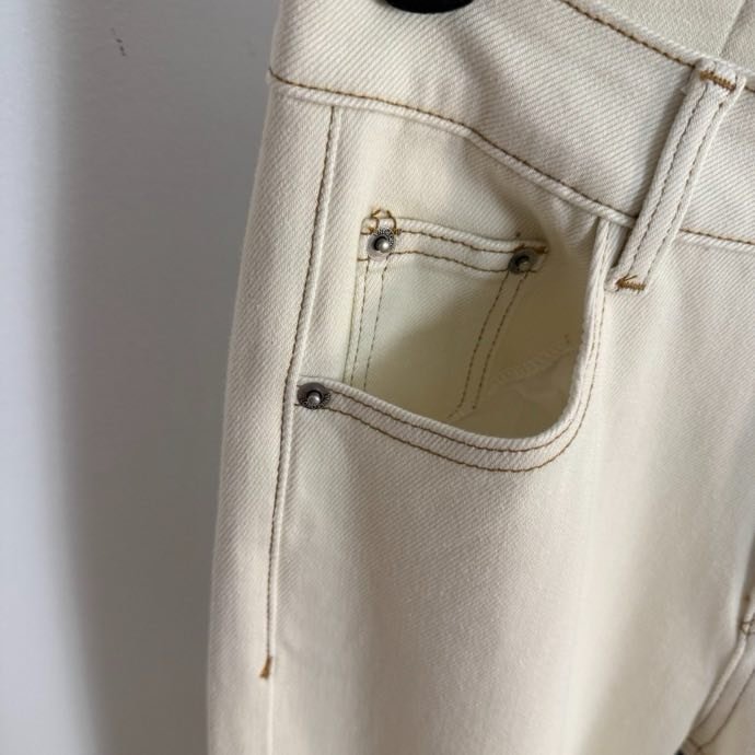 Джинсы женские фото 3