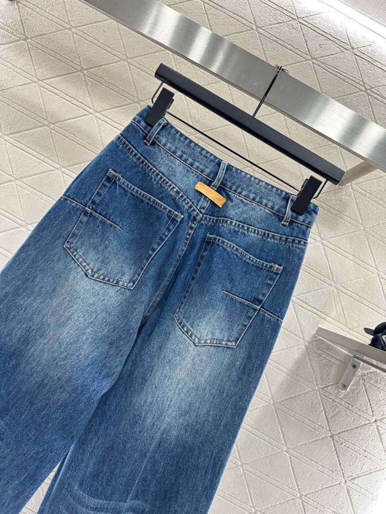 Джинсы женские фото 3