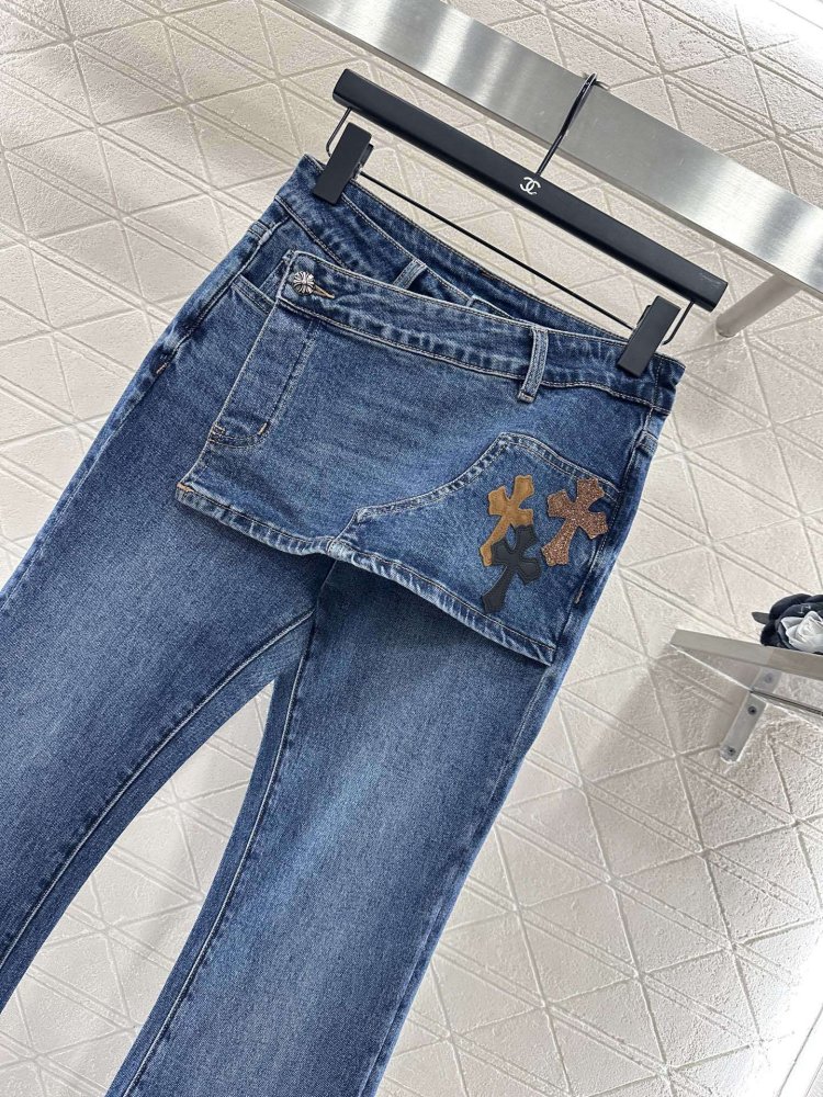 Джинсы женские фото 3