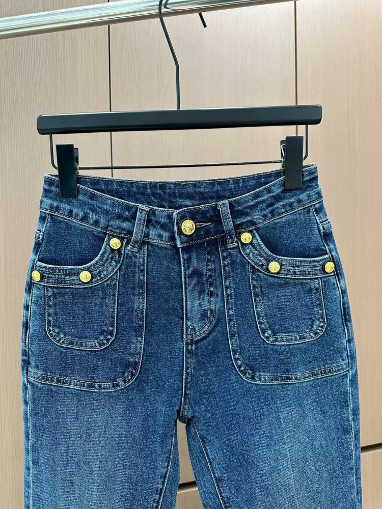 Джинсы женские фото 3