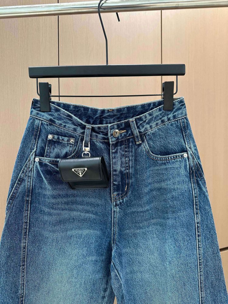 Джинсы женские фото 3