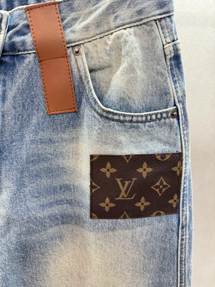 Джинсы женские фото 3