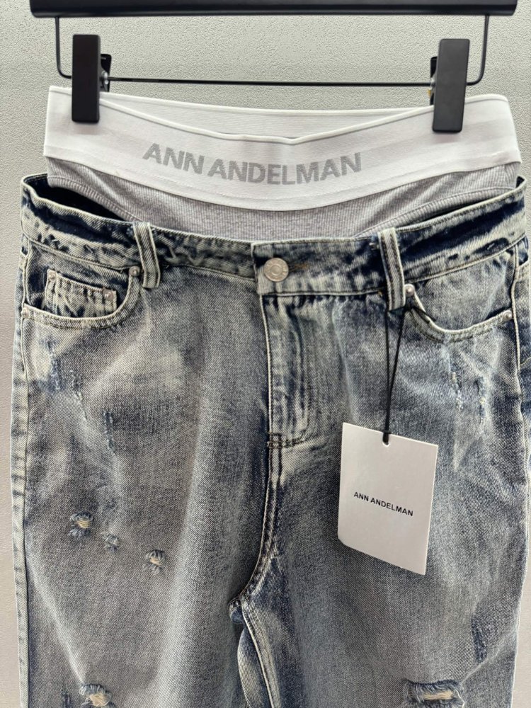 Джинсы женские фото 3