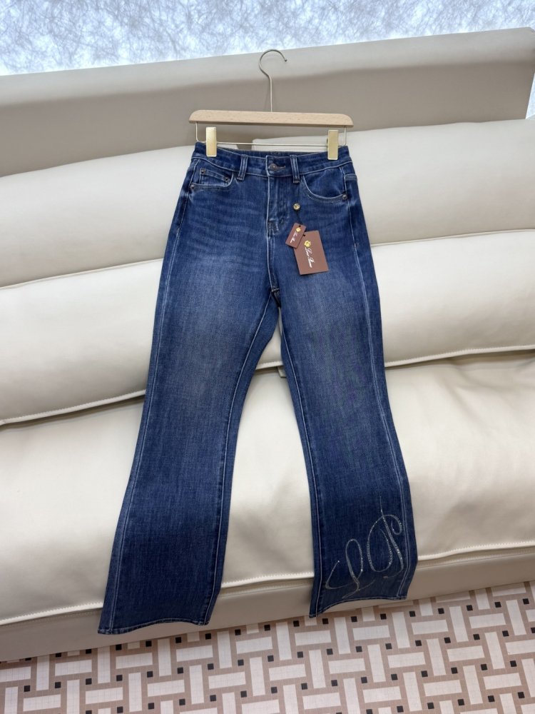 Джинсы женские фото 3