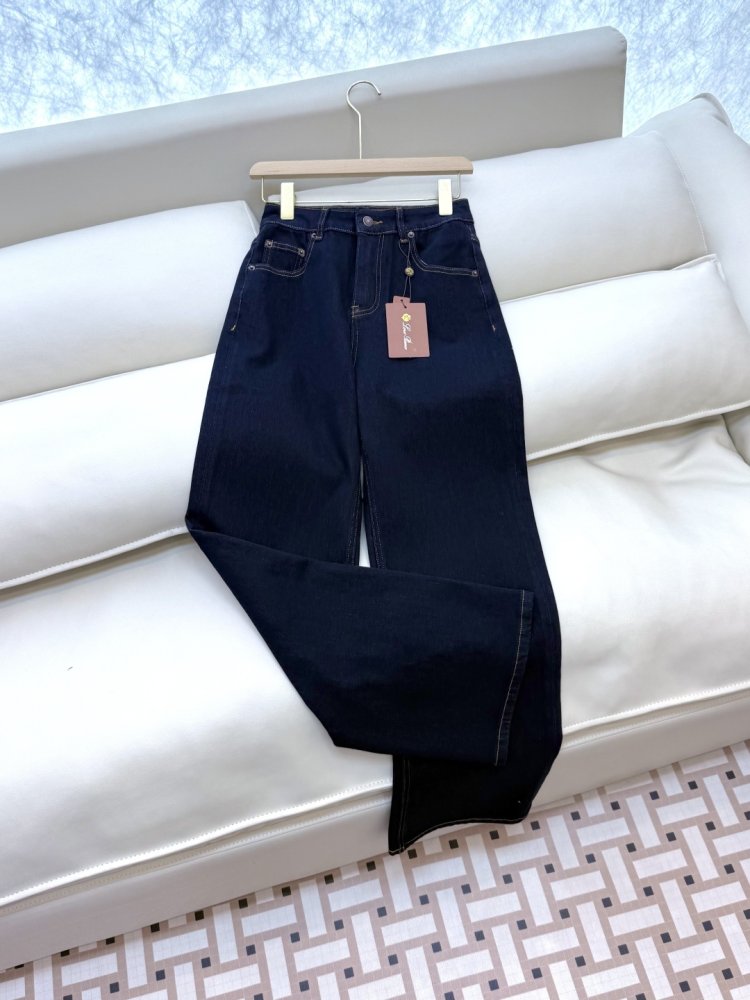 Джинсы женские фото 3