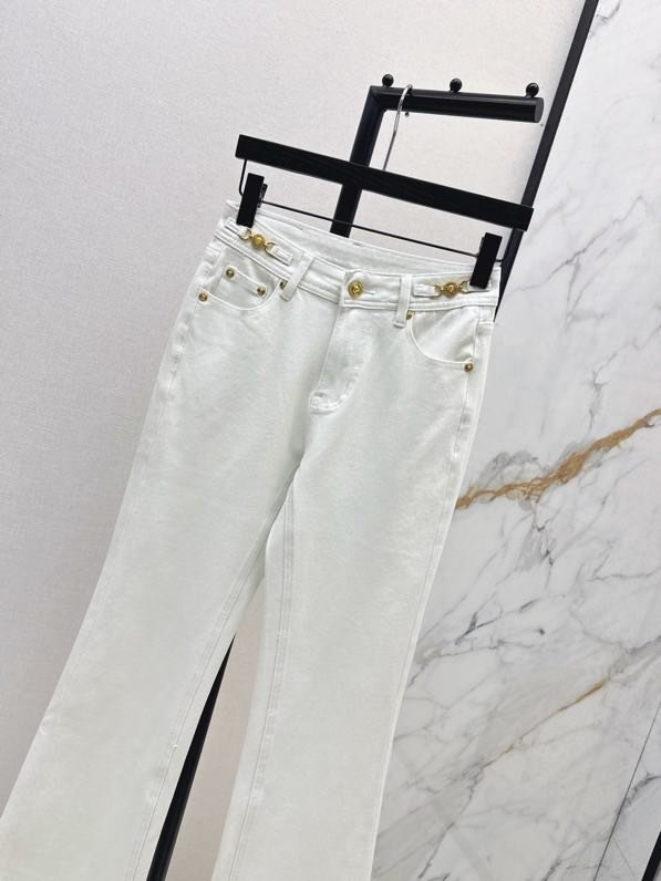 Джинсы женские фото 3