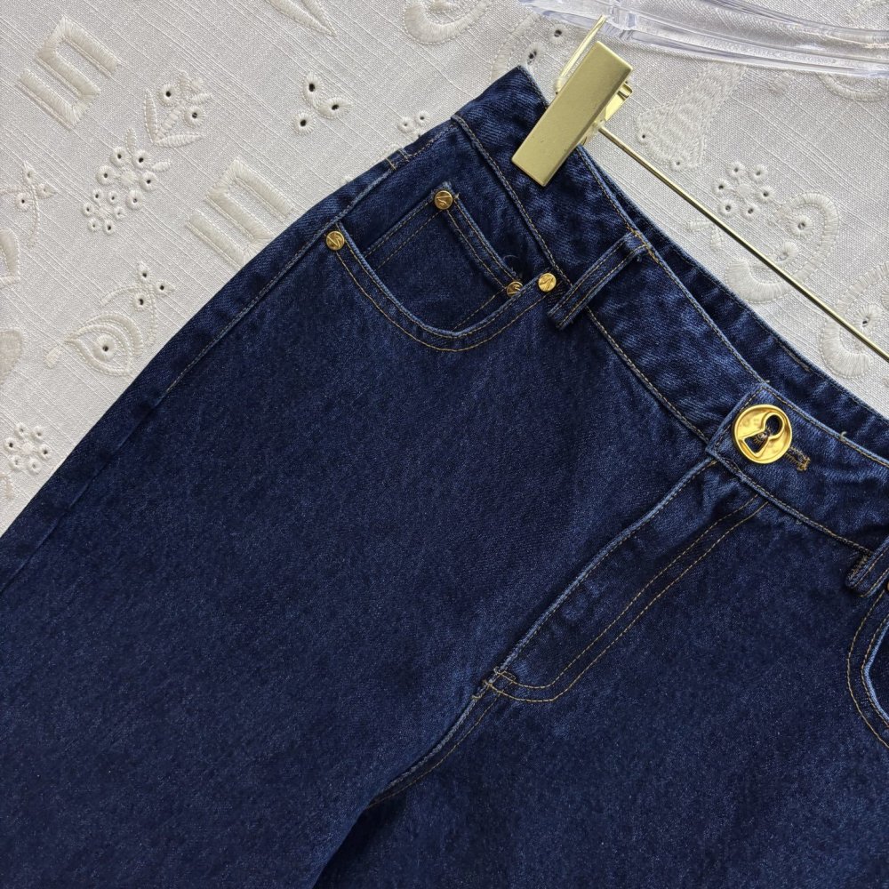 Джинсы женские фото 3