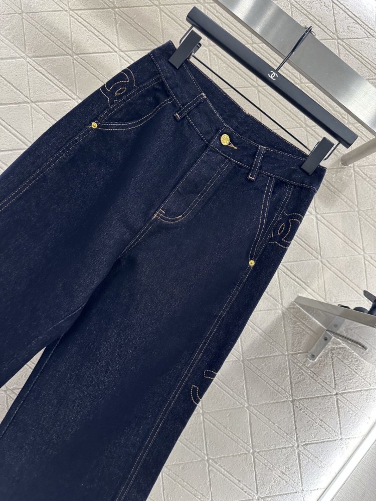 Джинсы женские фото 3