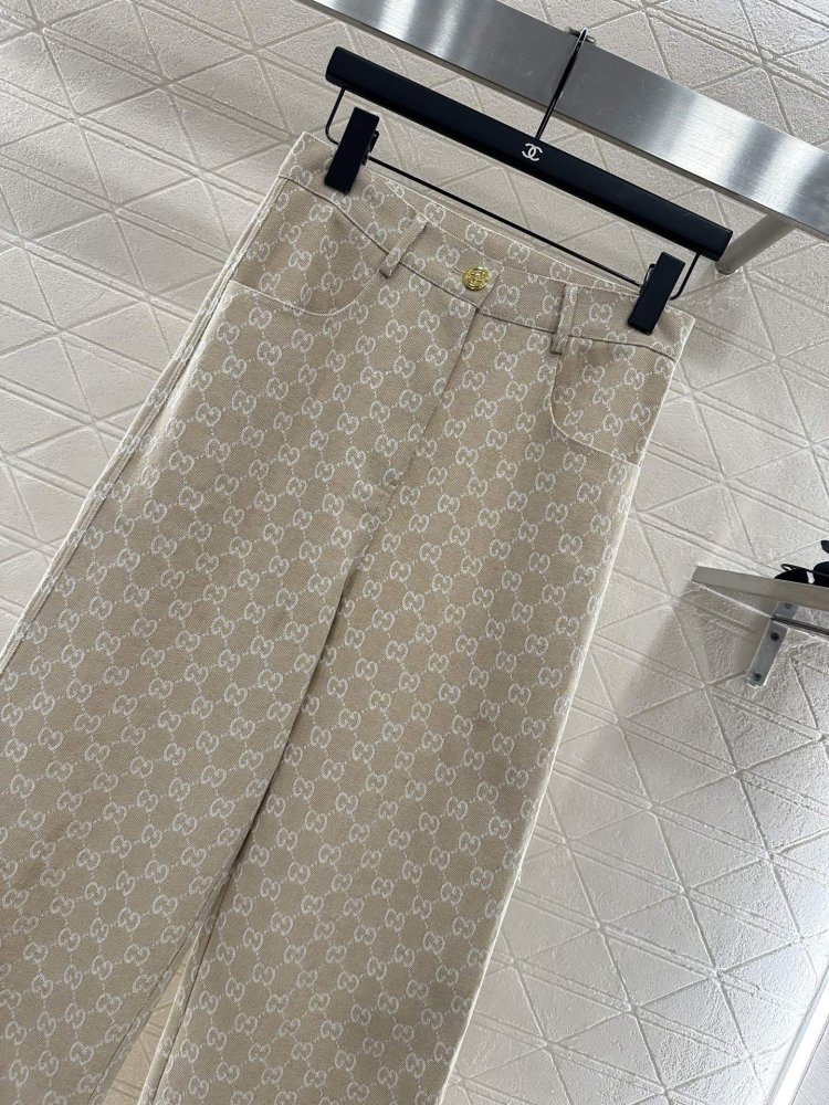 Джинсы женские фото 3