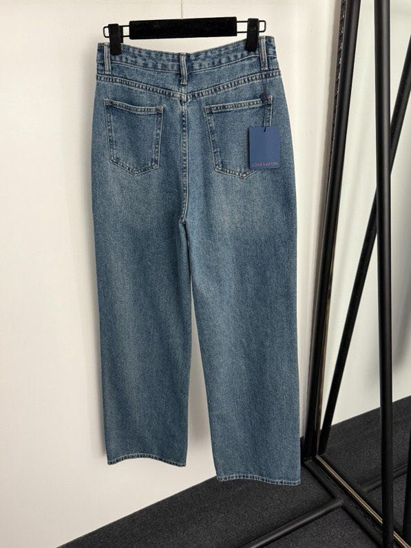 Джинсы женские фото 3