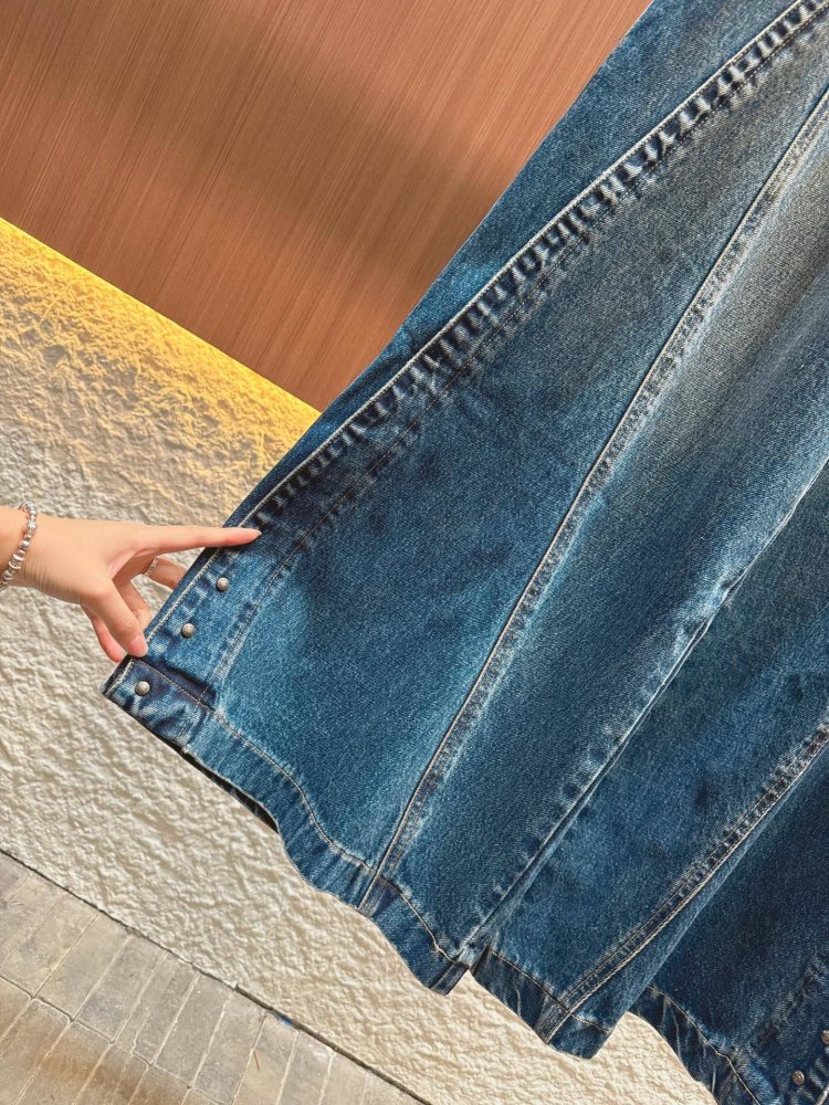 Джинсы женские фото 3