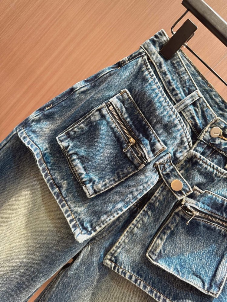 Джинсы женские фото 3