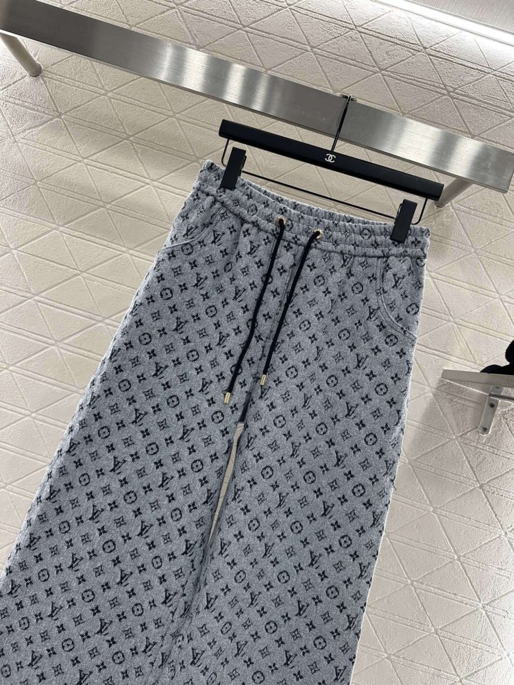 Jeans women's фото 3