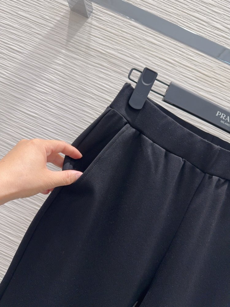 Джинсы женские фото 3