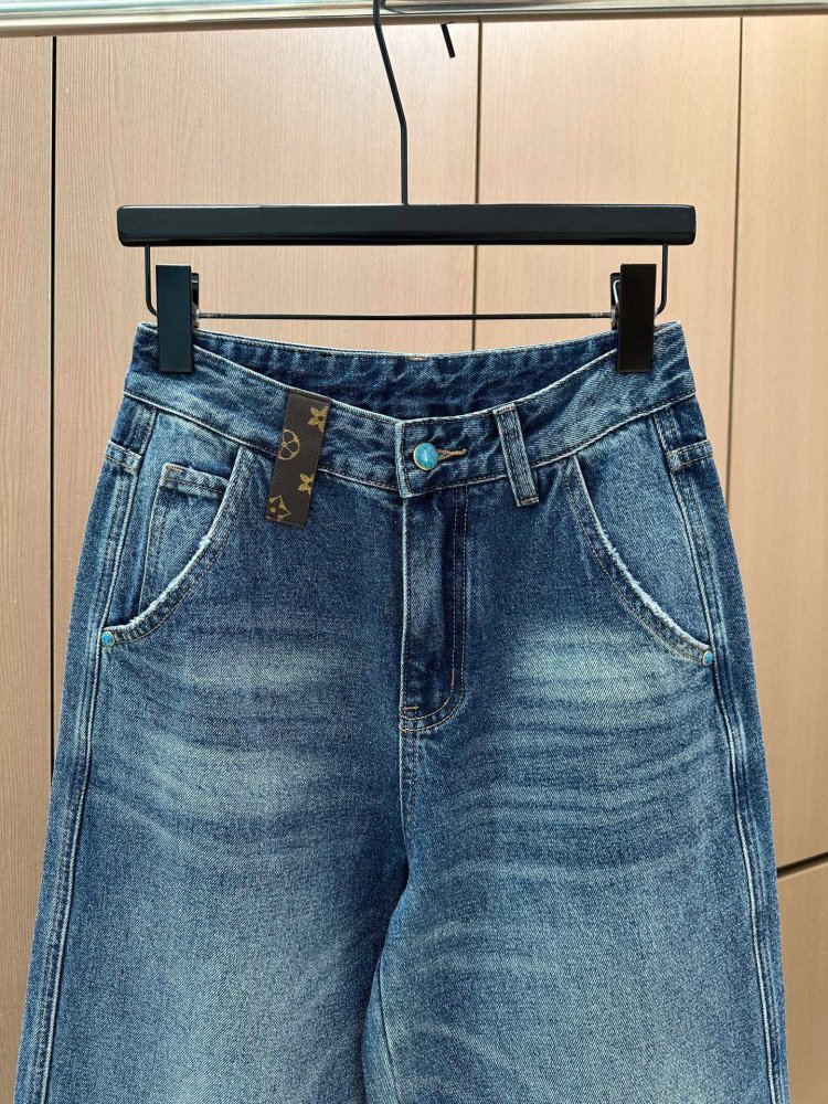 Джинсы женские фото 3