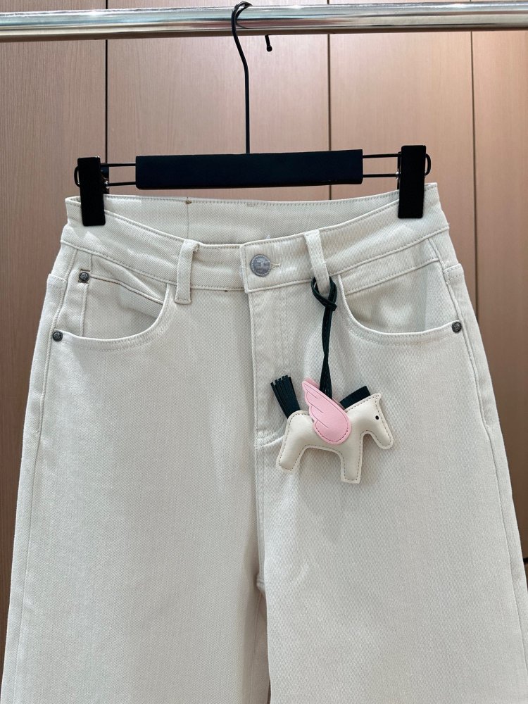 Джинсы женские фото 3